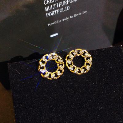 Hollow Circle Earrings for Women's Temperament Diamond Chain Earrings New Style Simple and Exquisite Design Earrings