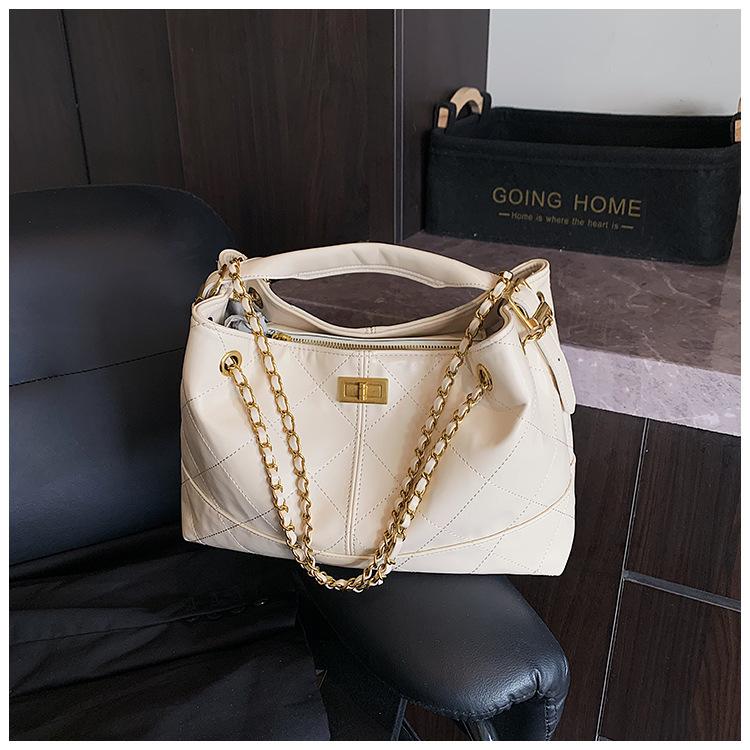 

Lingge Chain Large Capacity Bag, New Fashionable Small Fragrant Style Crossbody Women s Bag, Retro Commuter Tote Bag брудно-білий