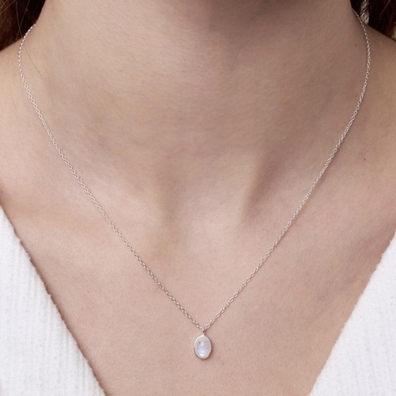 

ENGBROX milky moonstone necklace silver