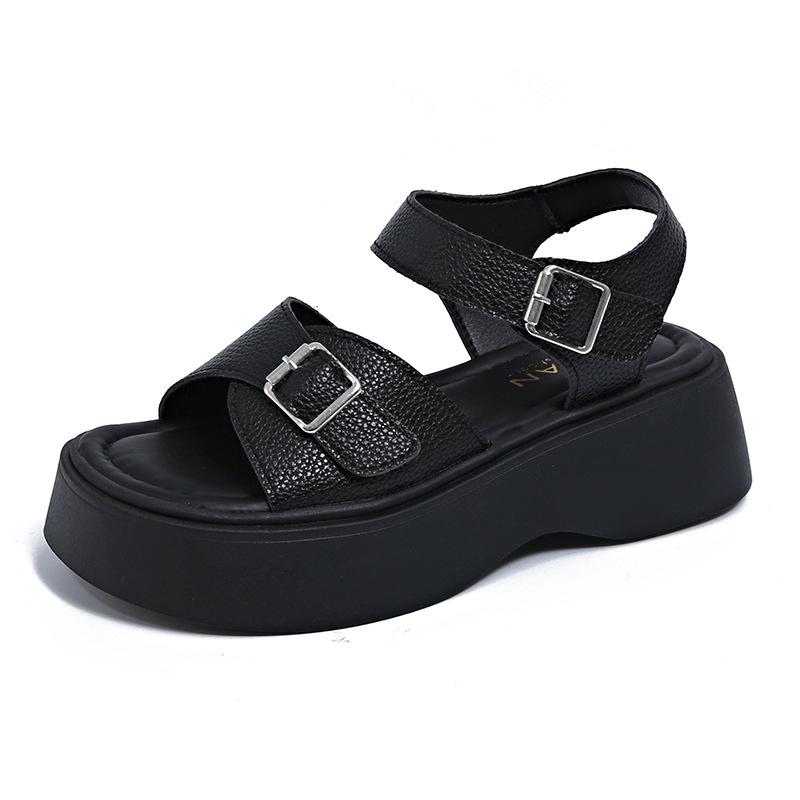 Platform sandals women's 2025 summer new Korean version fashion round head open-toed belt buckle casual beach Roman sandals