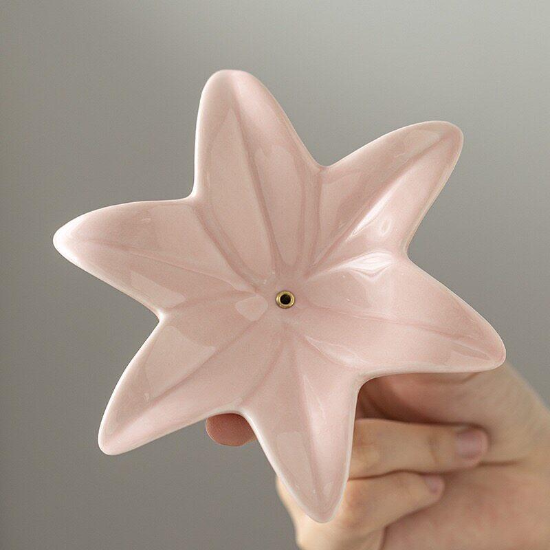 Creative Ceramic Incense Burner with Lilies, Cylindrical Incense Holder, Aroma Diffuser, Indoor Desktop Incense Burner, Fragranc