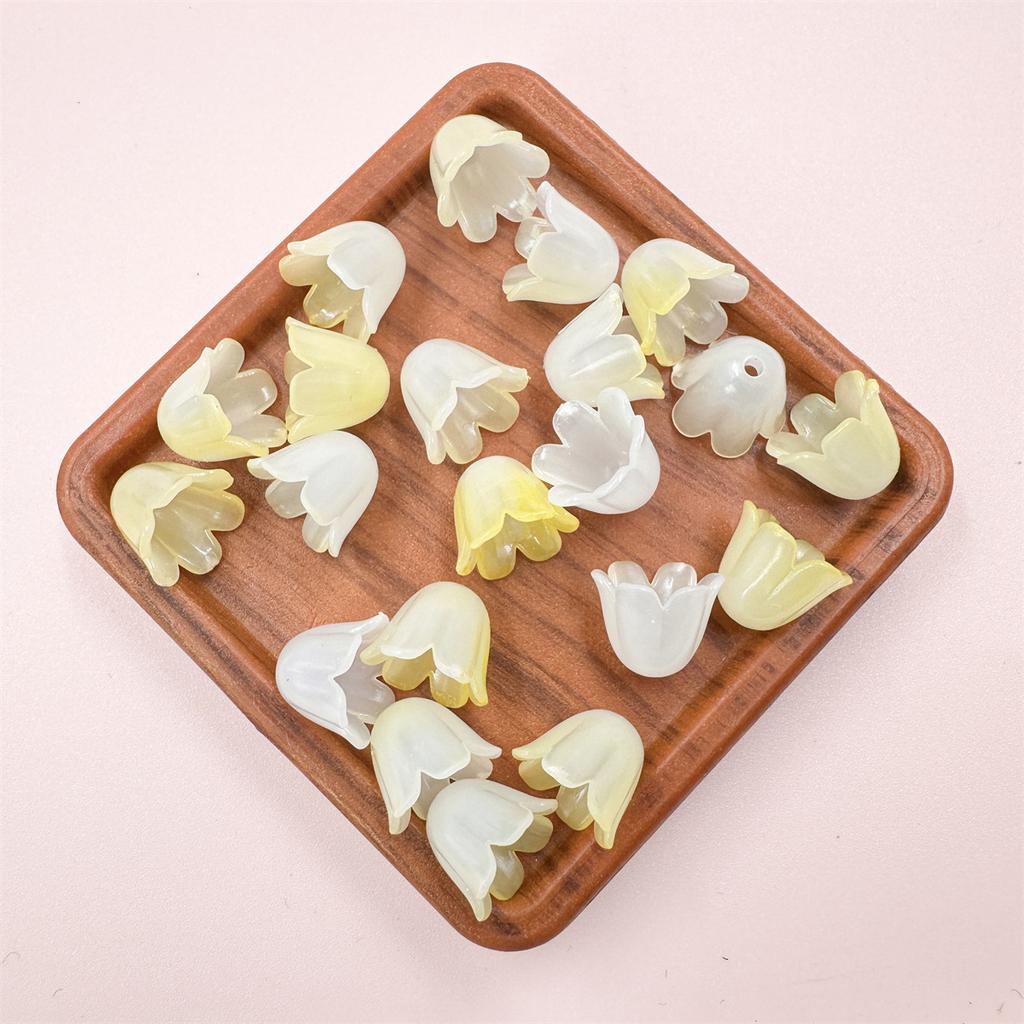 100Pcs Color Matching Flower DIY Jewelry Accessories Pendants Creative Bell Orchids Beads Acrylic Receptacle Fashion for Bracelet Earring Making