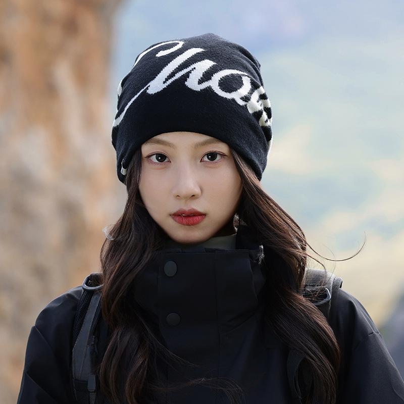 American Letter Jacquard Knitted Hat for Women in Autumn and Winter Warm and Ear Protecting Woolen Hat Versatile Face Showing Small Baotou Cold Hat