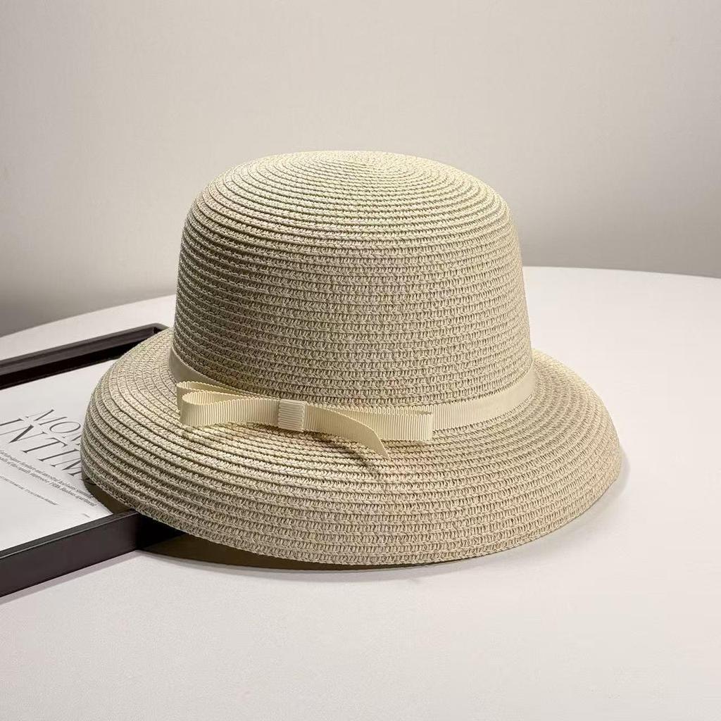 Ultraviolettschutz Sonnenhut mit breiter Krempe für Sommer, Strand und Reise.