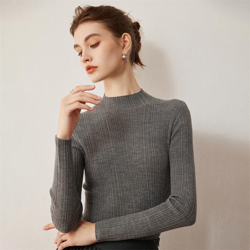 2025 Autumn Women's Slim Fit Korean Style Pleated Half-High Neck Wool Sweater