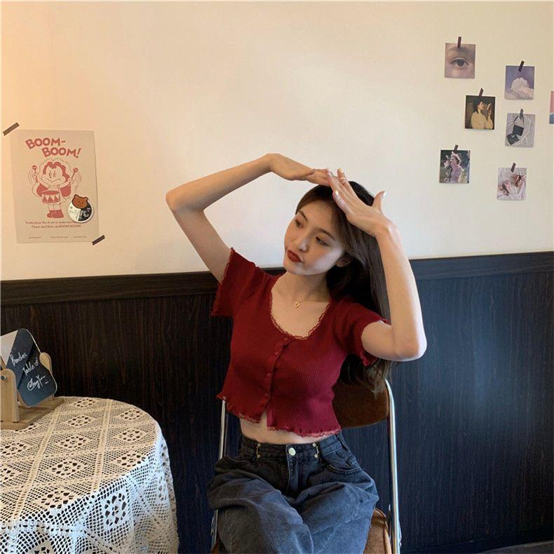 Französisches Strick-Basishemd mit quadratischem Ausschnitt für den Sommer, kurzärmelig, Spitzenrand, sexy Strickjacke mit freiliegender Taille, Oberteil mit schmaler Passform