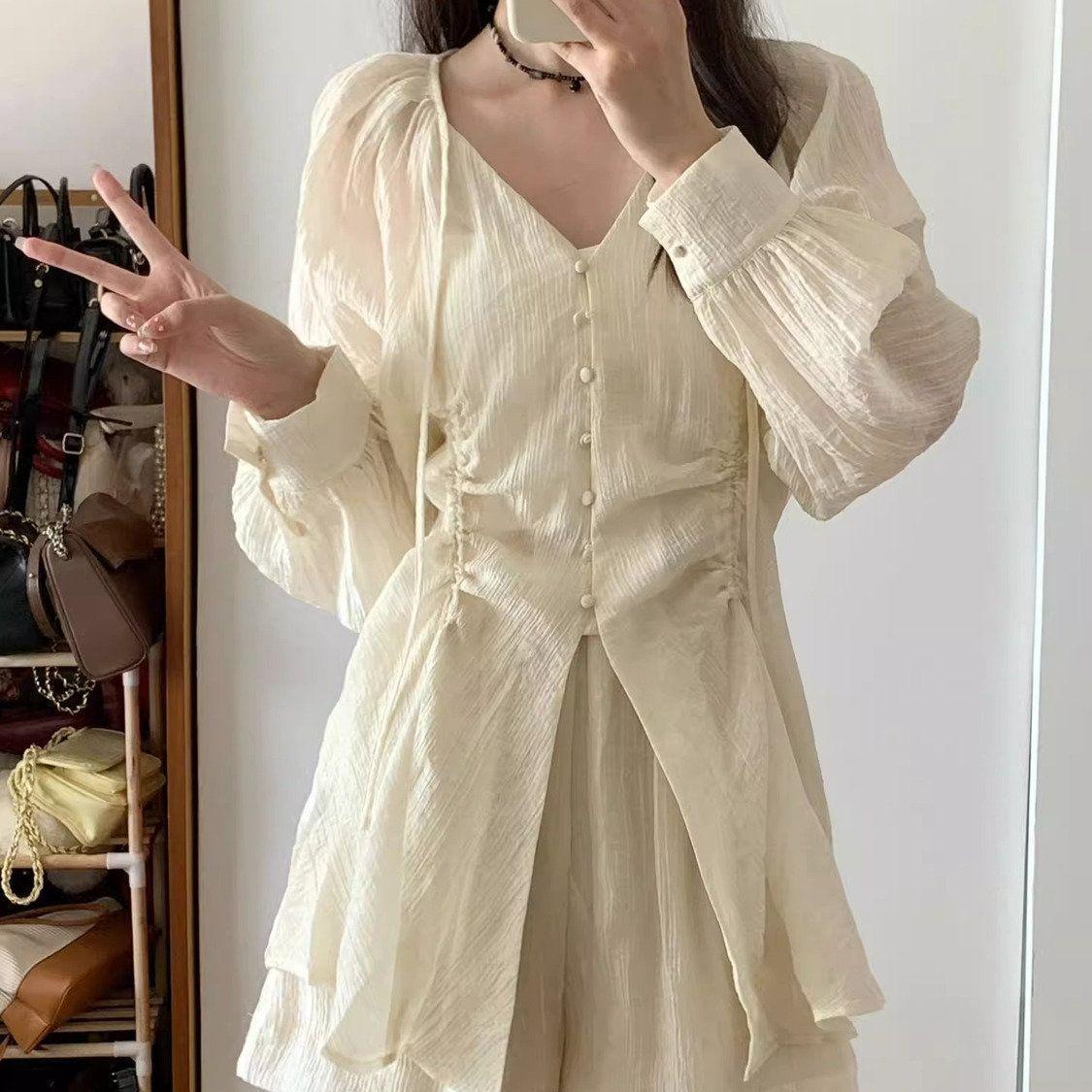 

Elegant European Women s Summer Suit: Sun Protection Shirt & Wide-Leg Shorts Two-Piece Set S for 40-50 kg