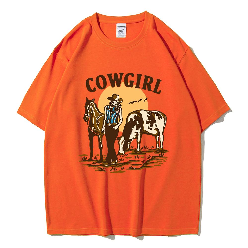 

The Cowgirl And Her Cow And Horse Live In the West Жіночі топи Вулична повсякденна футболка Oversize Streetwear Бавовняна футболка з круглим вирізом XXXL помаранчевий