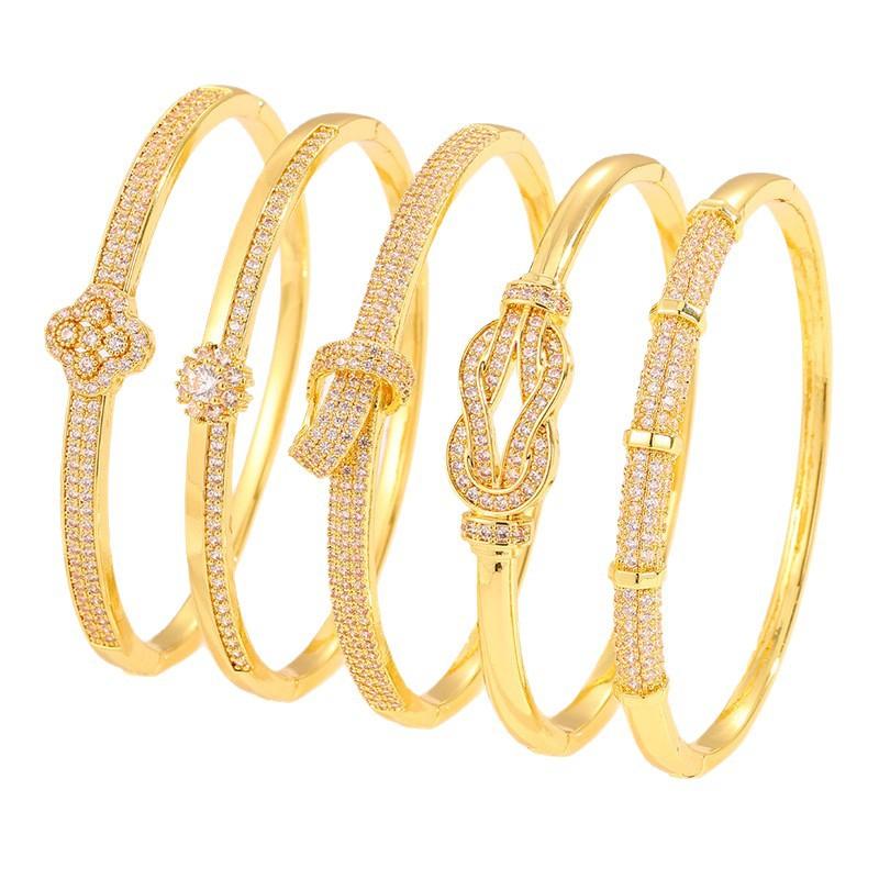 Women's hot-selling bracelets, copper-plated fashionable and simple bracelets, zircon inlaid temperament women's bracelets, popular bracelets.