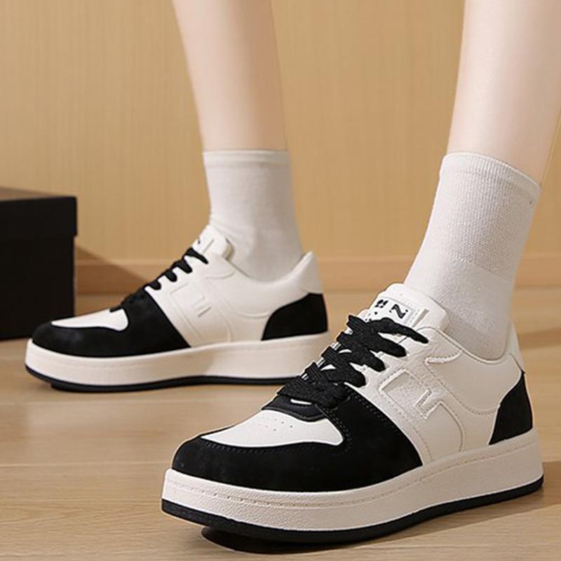 Fashion Fashion Mix Color Sports Shoes Women Autumn Winter 2025 Lace Up Breathable Sneakers Woman Low Top Soft Insole Flat Shoes Mujer