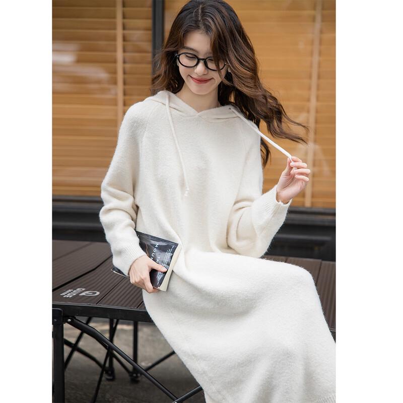 Mokana Women's Christmas Style Long-Sleeve Midi Dress
