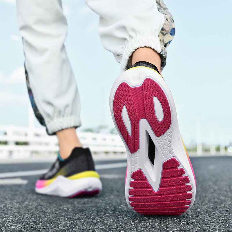 2025 new fashion cushioned running shoes male students springback non-slip casual shoes all round head sports shoes