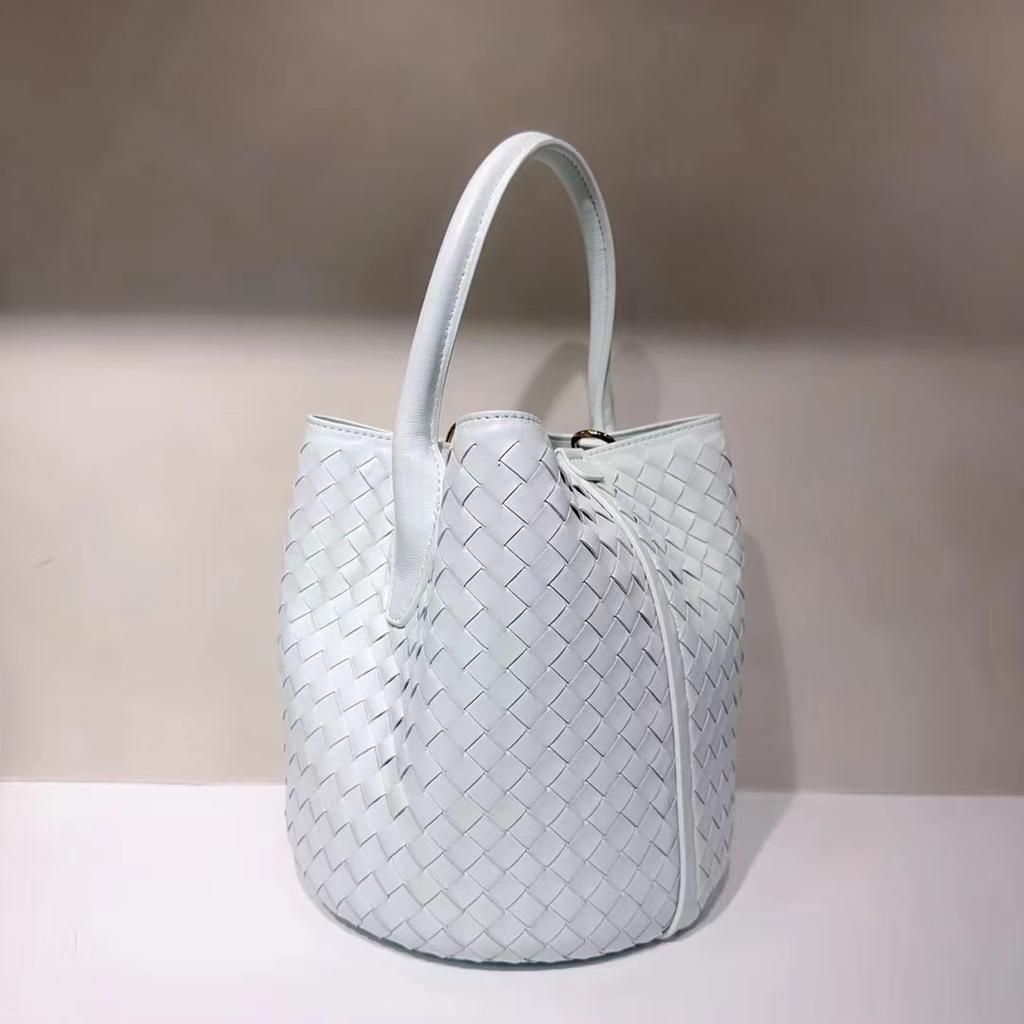 Neue gewebte Eimertasche aus Schaffell mit Nischenstruktur, Gemüsekorb, Handtasche aus echtem Leder, gewebte Umhängetasche