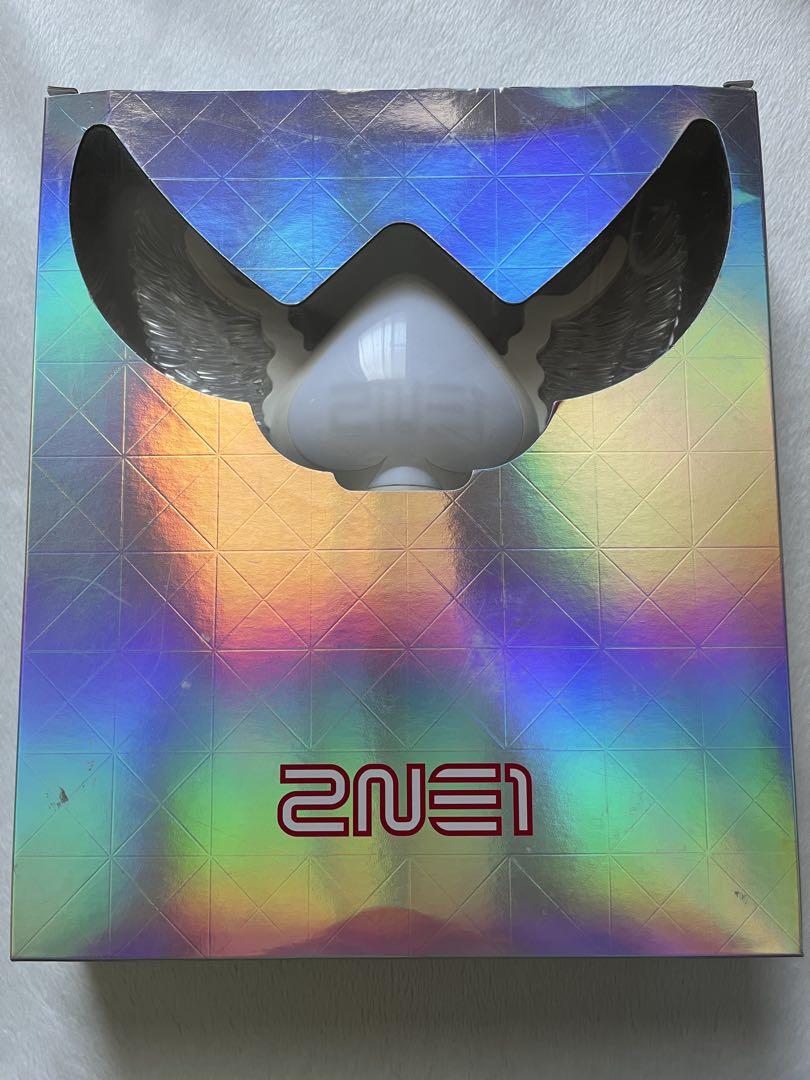 

[Б/У] Лайтстик 2NE1