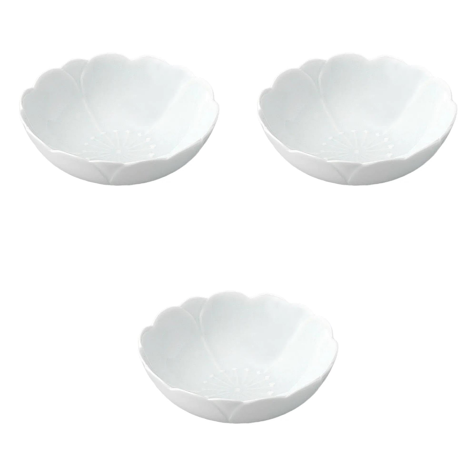 

Set of 3 Sakura Small Arita Ware Small Setomonohonpo (Celadon) Bowls, 12.5cm [12.5×4cm] Bowls,