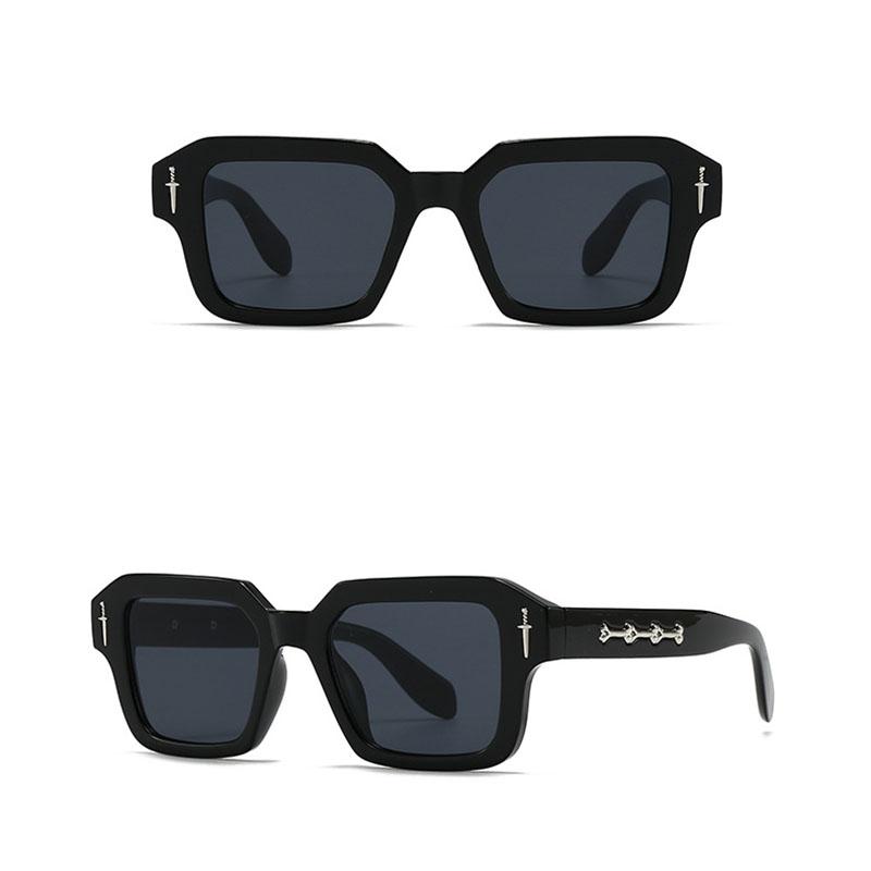 Classic Luxury Brand Designer Square Sunglasses Women For Men Vintage Sun Glasses Popular Punk Rivet Sword Outdoor Driving Shade