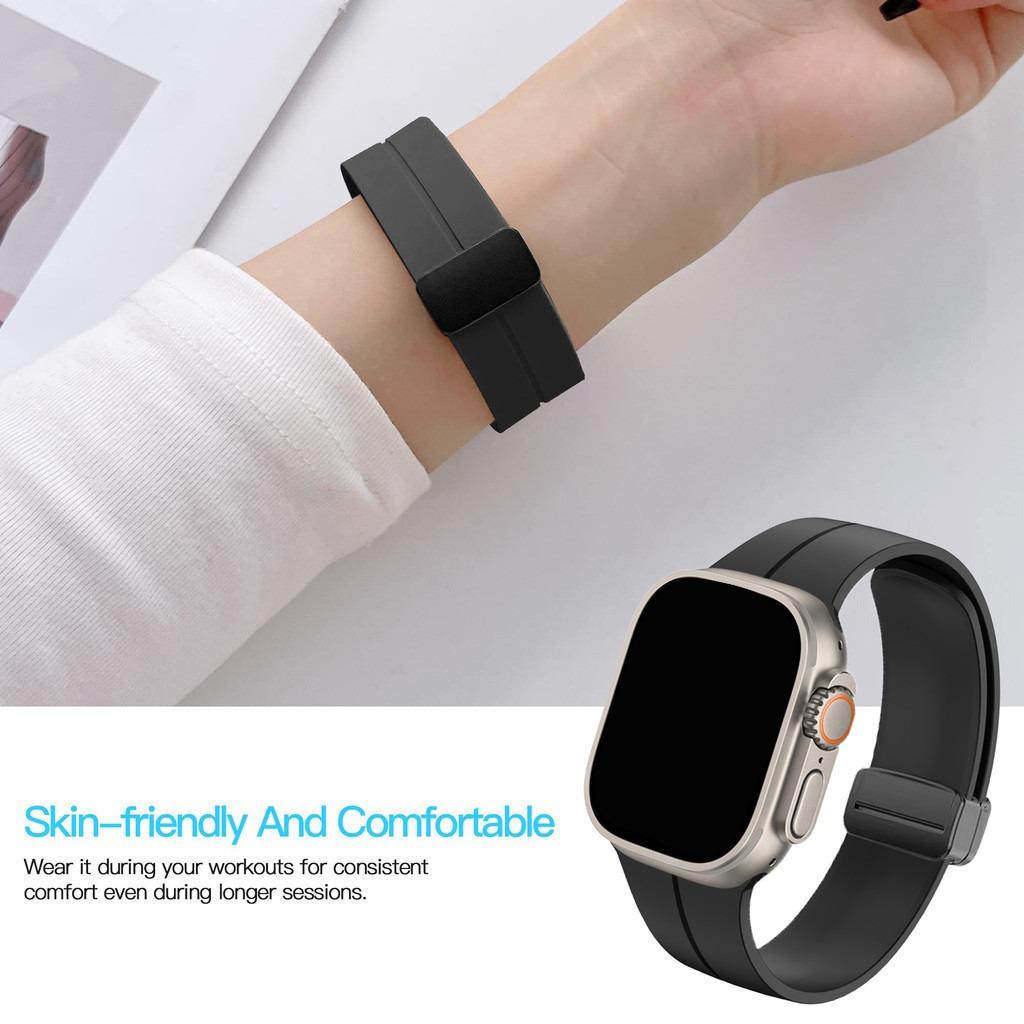 Magnetic Strap For Apple watch ultra band 49mm 45 mm Silicone Bracelet iWatch Series 9 7 8 se 6 5 3 44mm 45mm 40mm 42mm 38mm