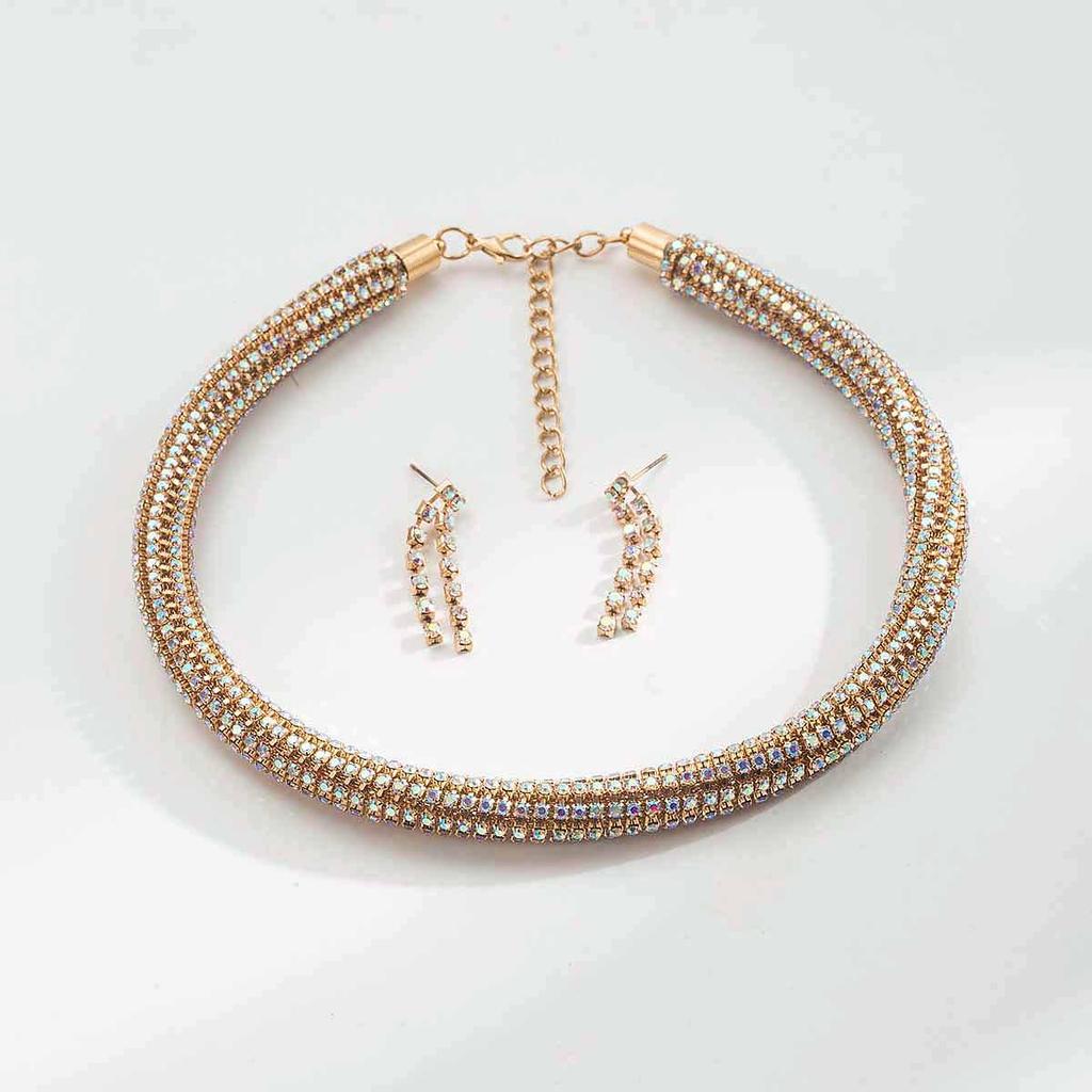 Fashionable Light Luxury Diamond Jewelry Set: Shiny Claw Chain Earrings & Choker Necklace