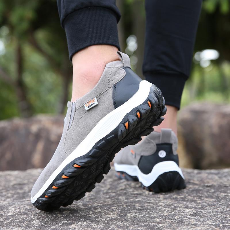 Plus Size Men's Hiking Shoes Suede Sports Casual Out Shoes