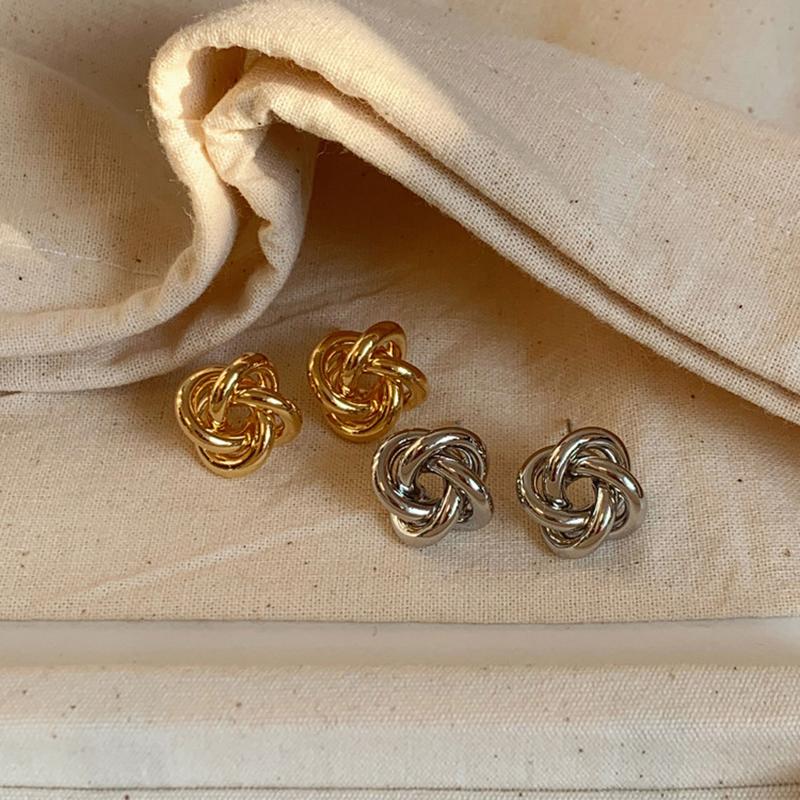 Rock Smooth Small Metal Knot Twist Flower Earrings Fashion Punk Geometry Creative Jewelry Gift