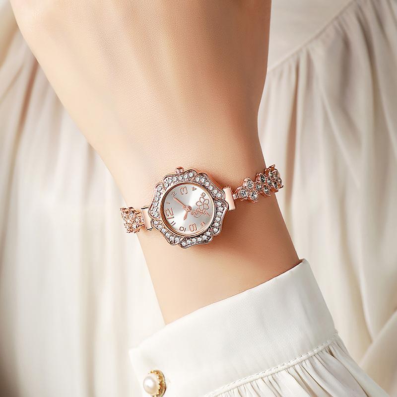 Elegant Ladies Quartz Watches Fashion Style Women's Quartz Wristwatches Top Brand Woman's Gifts Clock