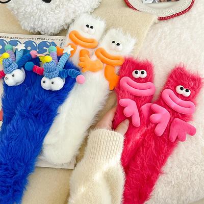 Kalın Peluş Çoraplar Kadın Komik Sevimli Büyük Gözlü Yüksek Estetik Yer Uykusu Orta Baldır Sonbahar Kış Yeni Stil Sıcak Ev Çorapları