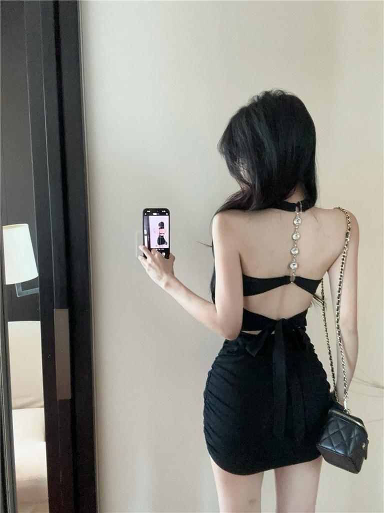 Celebrity chain neck strap evening dress suspender skirt women's summer pure desire sexy backless waist dress