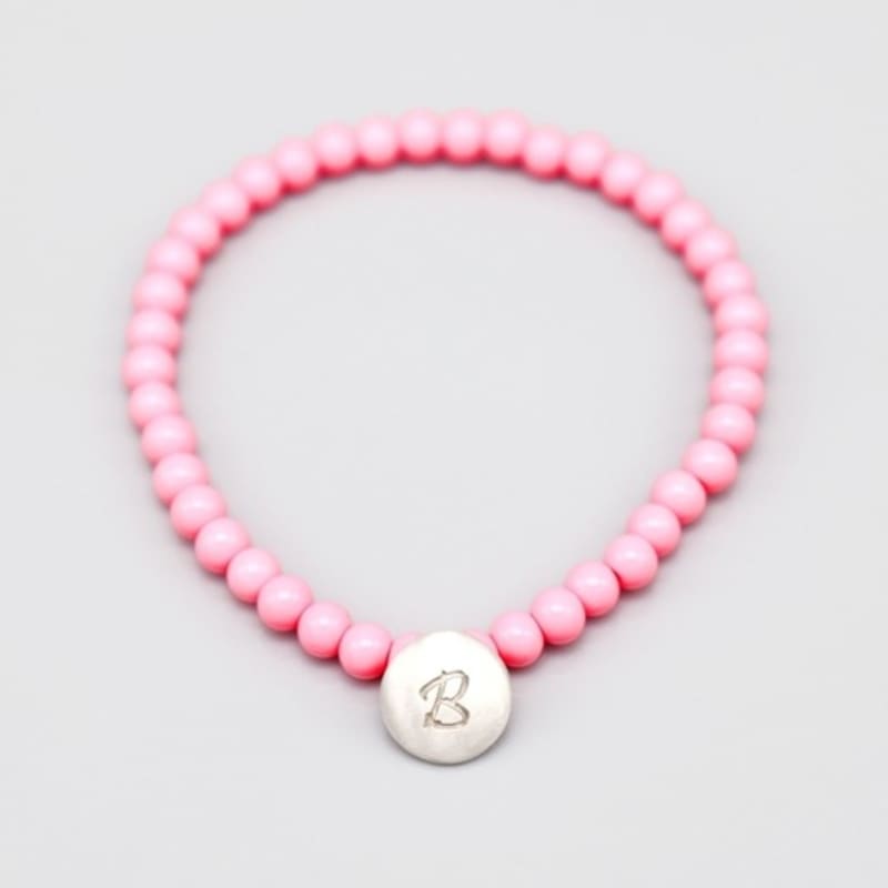 BONBEAU Silberner Initial-Knopf-Charm-Kugelarmband