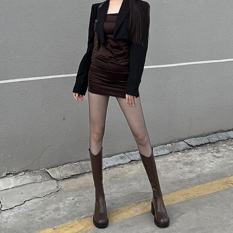 

Женские новые сапоги на высоком каблуке, облегающие ноги, с V-образным вырезом, ножки маленькой птички 40 коричневый