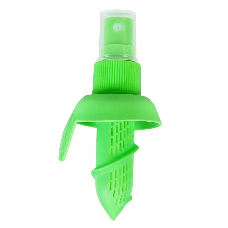 1PC Kitchen Gadgets Lemon Sprayer Fruit Juice Citrus Spray Orange Juice Squeeze Fruit Squeezer Kitchen Cooking Tools New 4