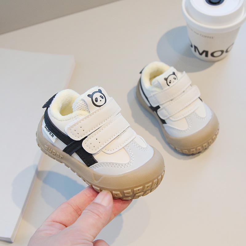Babyskor småbarnsskor vinter mjuk sula fleece förtjockade varma barn 1-3 år pojkar och flickor babyskor funktionella skor trend