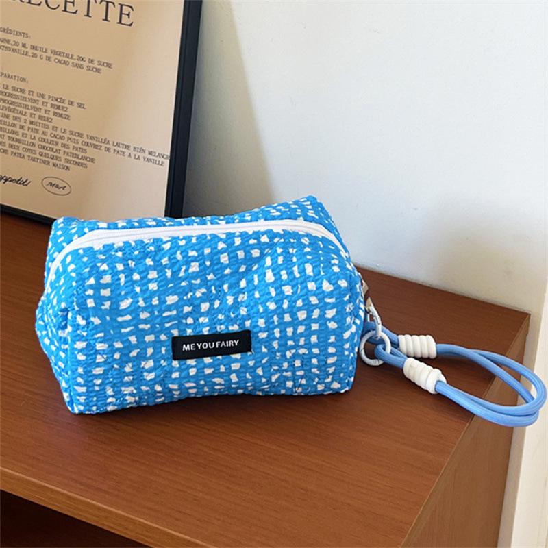 Sweet Girly Plush Large-Capacity Cosmetic and Toiletry Travel Bag