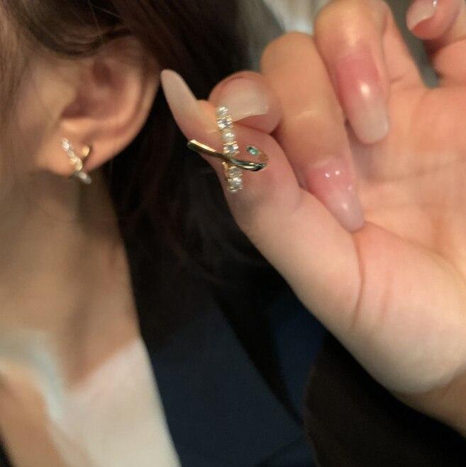 

Сережки з цирконієм One Size