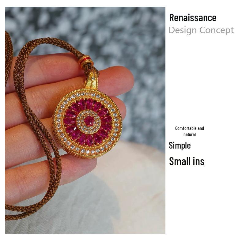 Gold-Plated Rotatable Diamond Rose Compass Pendant Necklace