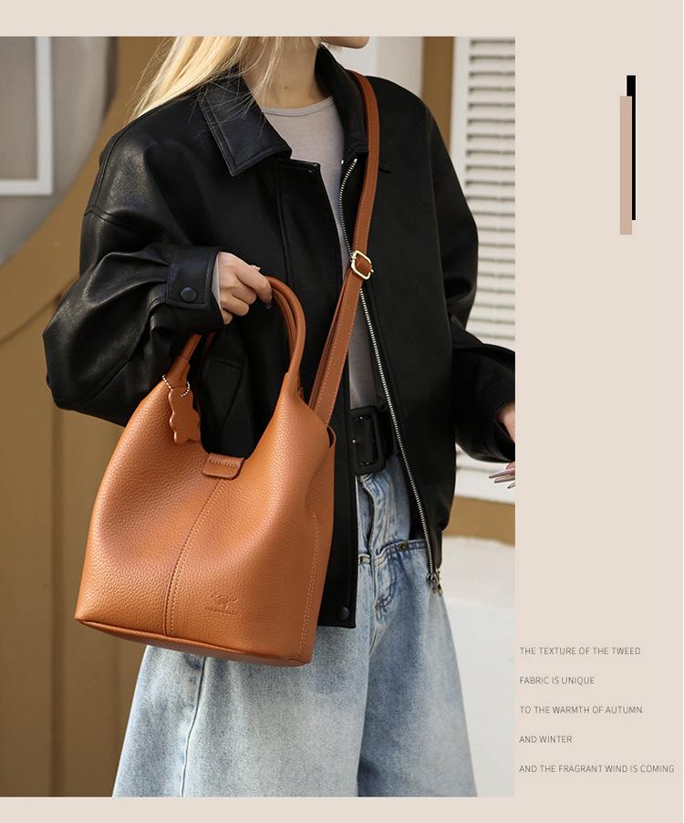 Elegant Women's Versatile Bucket Bag – High-End, Large Capacity, Textured Handbag for Commuting and Practical Use