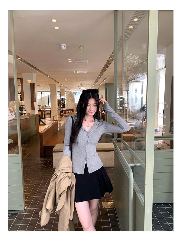 Korean Elegant Ruffle V-Neck Cardigan Women's Slimming Base Layer T-Shirt Top for Autumn/Winter