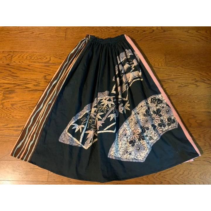 Used Dark Green, Brown, Pink Retro Japanese Pattern Skirt 165