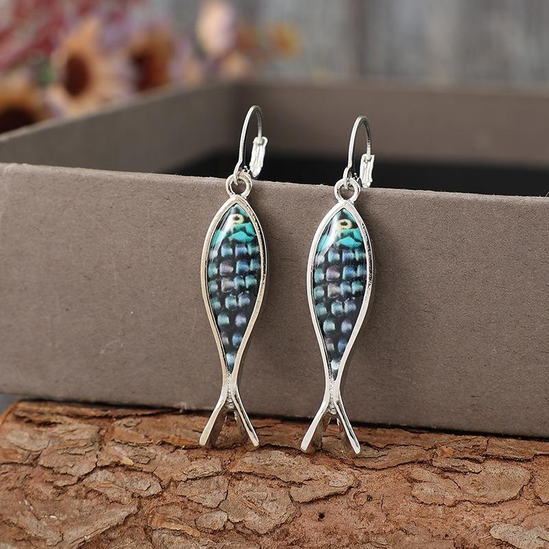 Vintage Personality  Silver Color Metal Carving Multicolour Fish Dangle Earrings for Women Party Ethnic