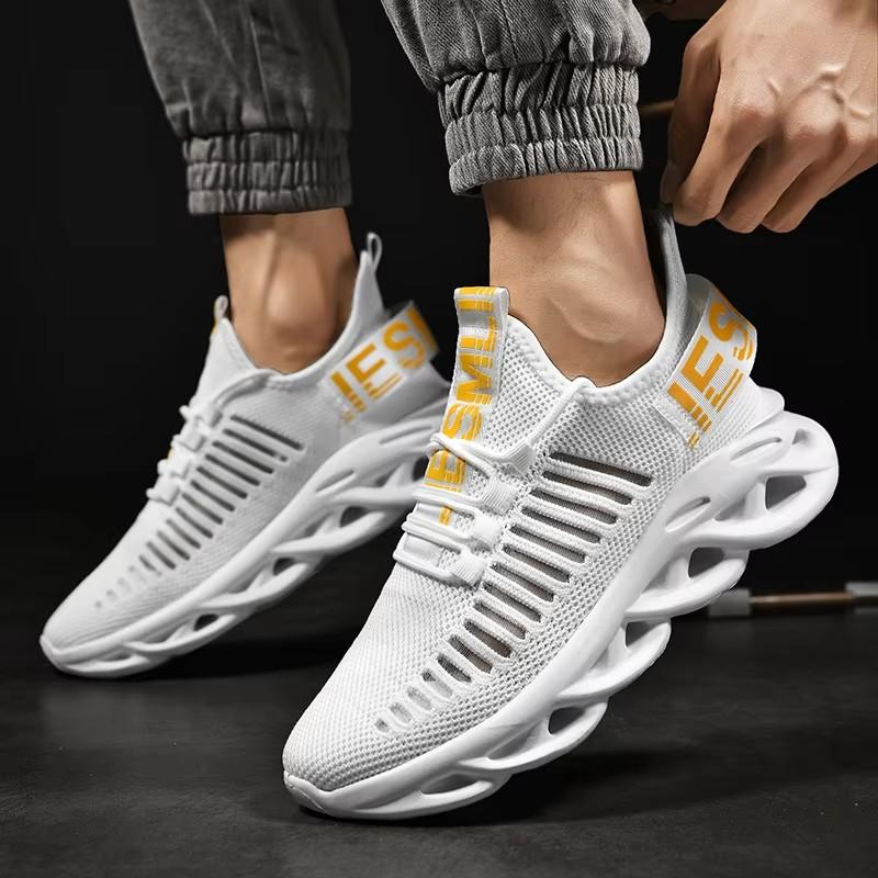Men's Running Shoes Trendy Fashionable Lace Up Mesh Design Comfortable Breathable Non Slip Sole Running Basketball Sports Shoes