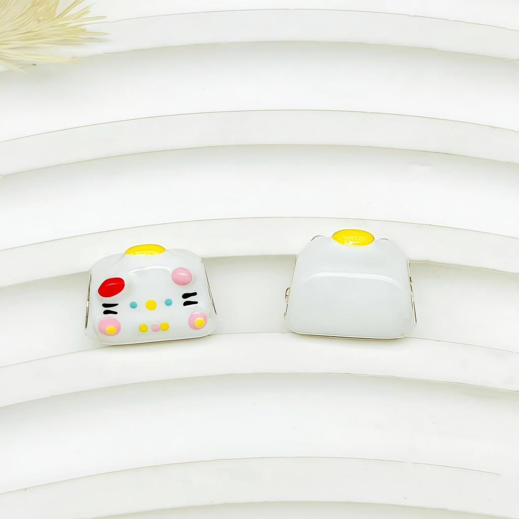 DIY Silver-Plated Cartoon Penguin Beads - Hand-Painted for Bracelet Making