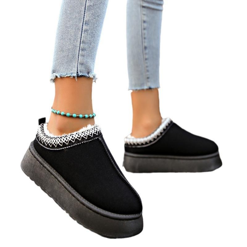 Thick-soled snow boots women's 2024 winter new piled and thickened Northeast large cotton shoes with one pedal of bread fluff shoes
