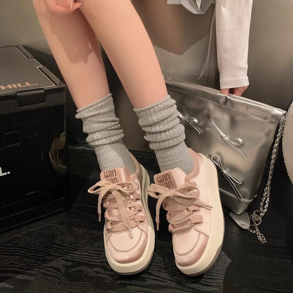 Fashionable and Comfortable Small White Shoes Women's Spring Thick Bottom Casual Sports Hundred Bread Board Shoes