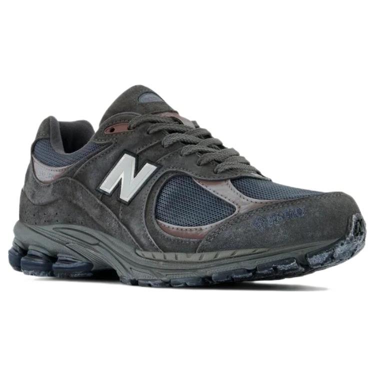 New New Balance 2002R Gore Tex Magnet Mood Indigo M2002RXA