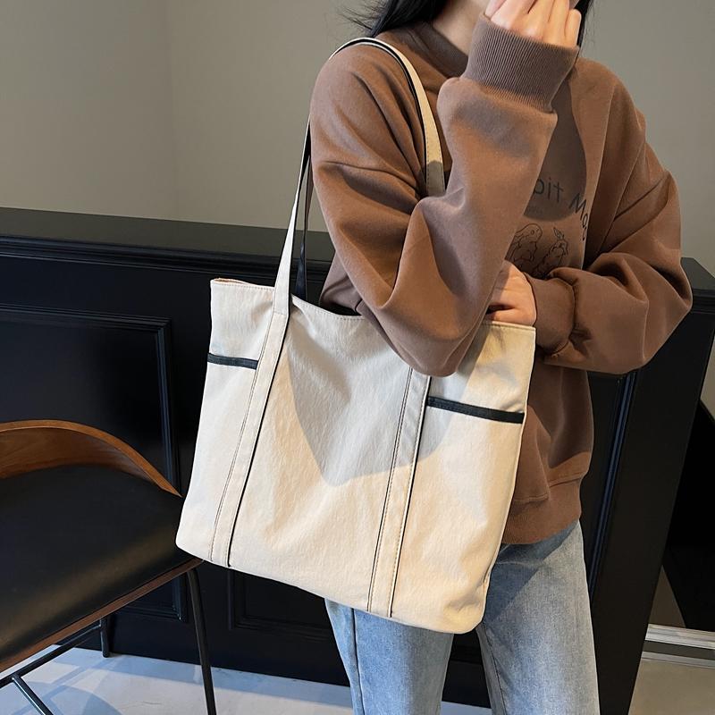 Large Capacity Commuting Tote Bag Lightweight Shoulder Bag Travel Shopping Bag Women's Bag