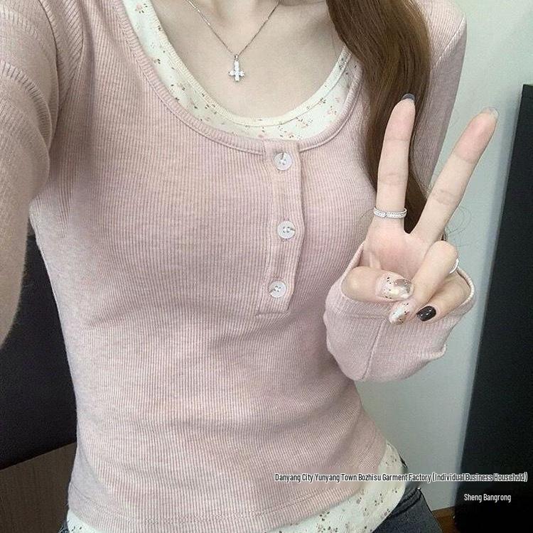 Damen Rosa Geblümtes Falsches Zweiteiliges Slim-Fit T-Shirt, Herbstkollektion 2025, Petite Geradeschulter Taillenbetonendes Basic-Shirt.