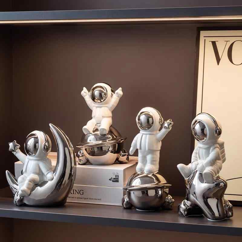 

Interior goods Scandinavian style astronaut alien figurines high-quality resin stylish elegant suitable living rooms TV boards wine cabinets entrances