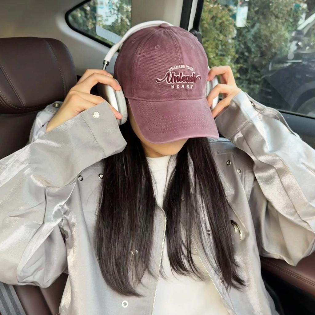 Retro Three-Dimensional Letter Embroidered Baseball Cap For Men And Women, Sunshade, Wide Brim, Small Casual And Versatile Peaked Cap.