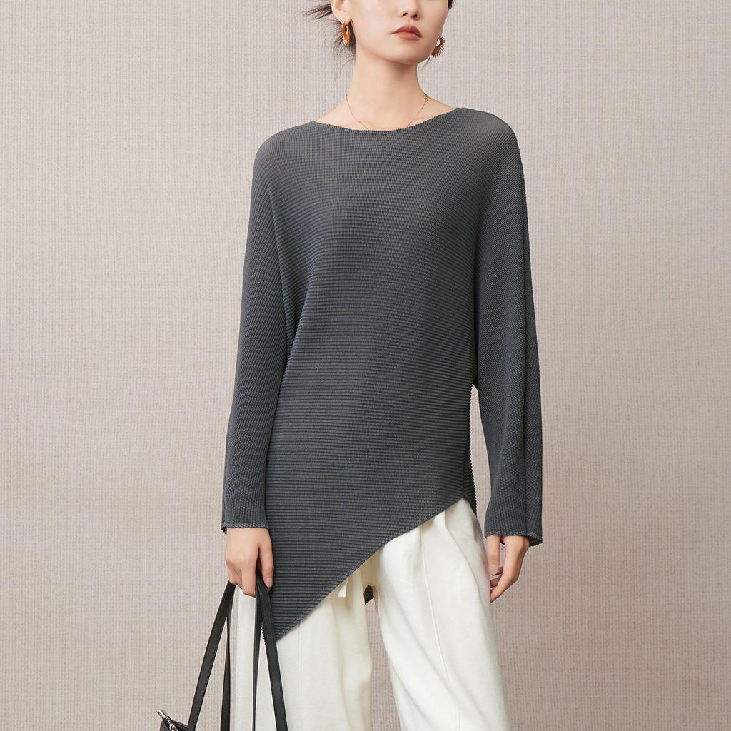Women's Irregular Long-Sleeve T-Shirt - 2025 Autumn Style, Loose Fit, Slimming, Split & Pleated Base Layer.