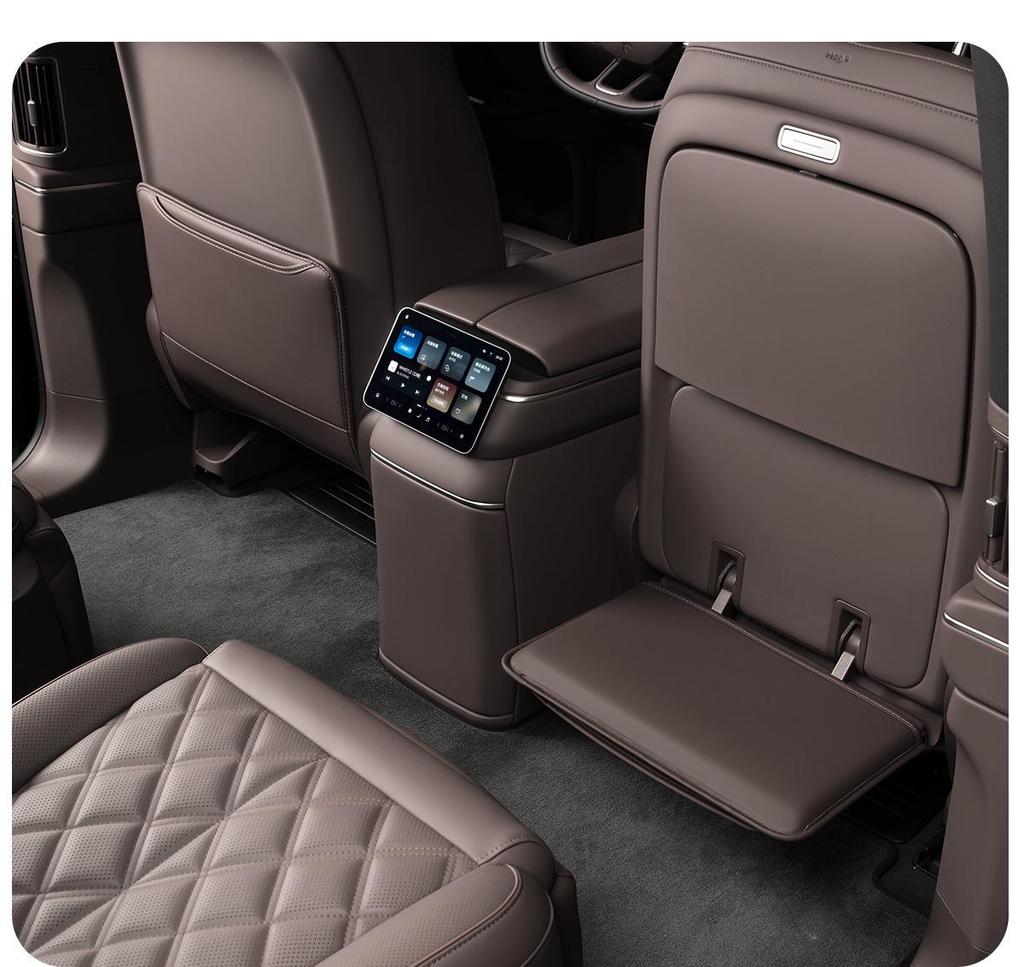 Nio ES8 Rear Seat Kick Mats - Second Row Leather Backrest Protectors for Car Interior Decoration.