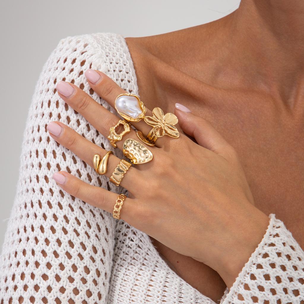 DIEZI Vintage Baroque Pearl White Flower Rings For Women Men Girls Punk Gold Silver Color Geometric Knuckle Joint Ring Jewelry